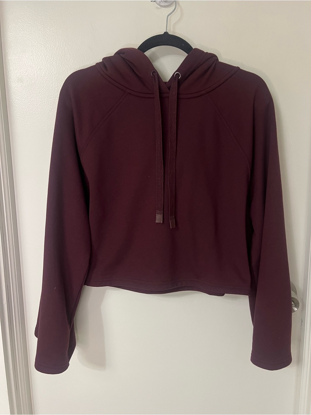 Athleta Cozy Karma Bell Sleeve Cropped Hoodie Burgundy Lounge Athleisure